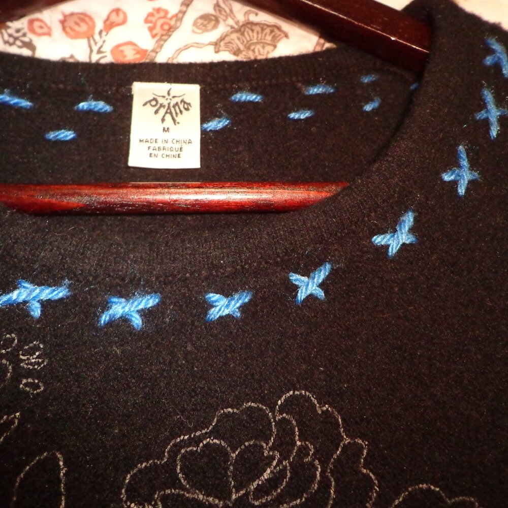 prAna Listen Love Laugh BOHO Knit Sweater M Black Raglan Raw Seams Graphics - Picture 5 of 15